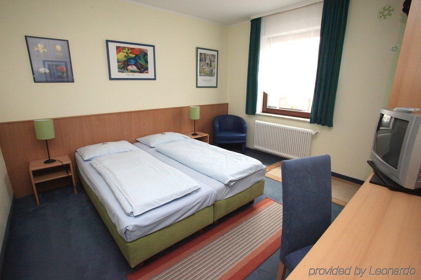 City Hotel Fellbach 24H Check-In Zewnętrze zdjęcie